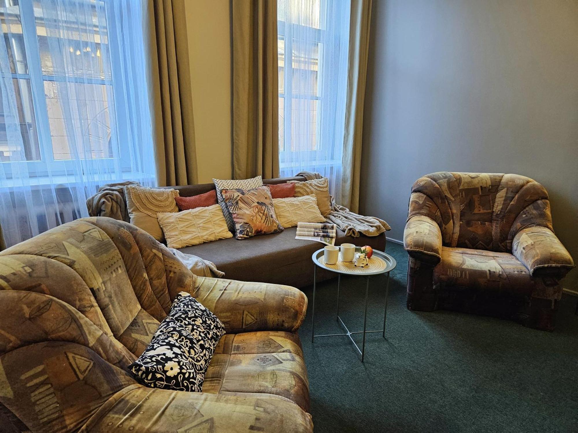 Heart Of Old 3 Bedroom By Dome Square Appartement